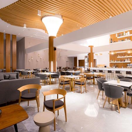 Radisson Beach Resort Larnaca Exterior photo