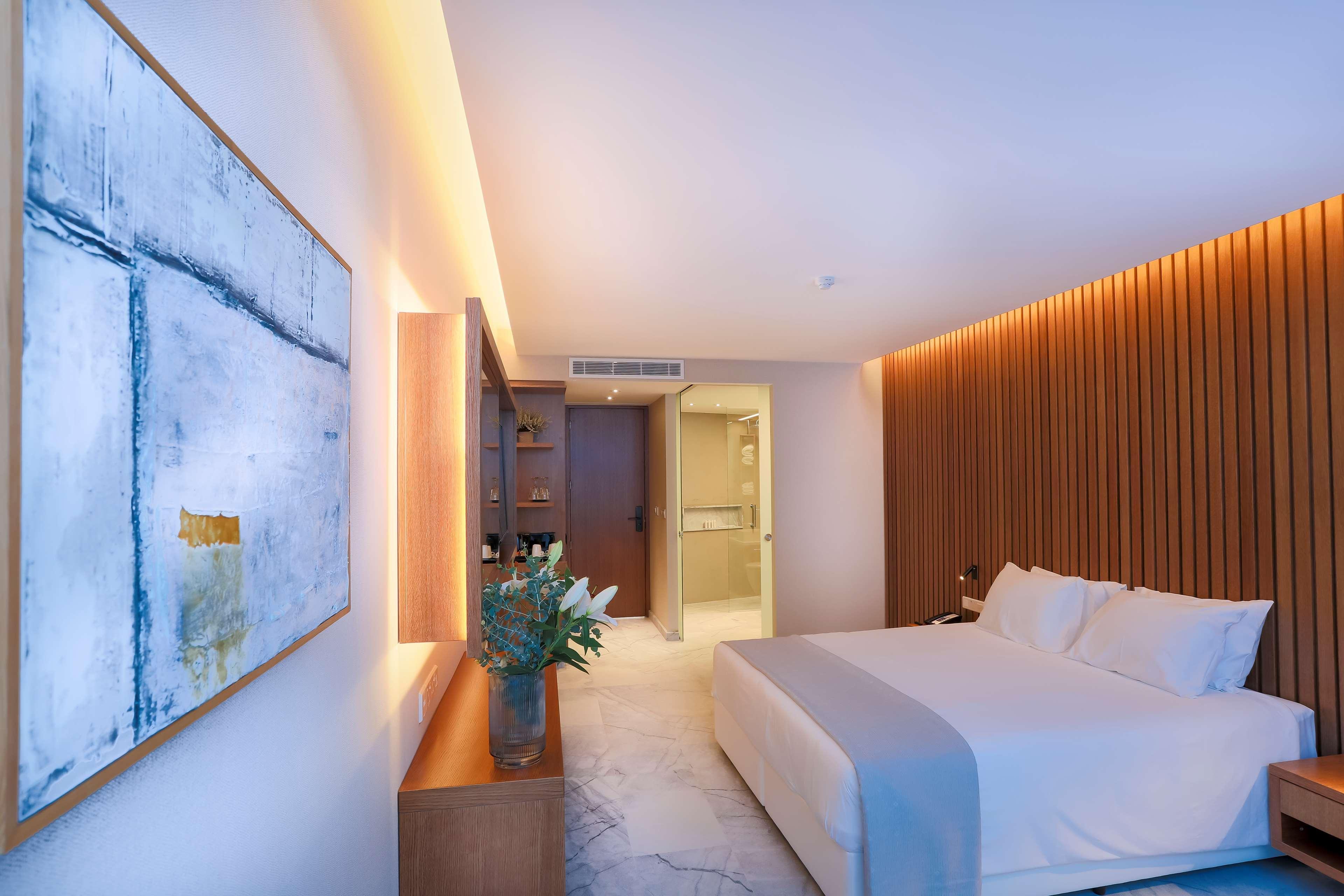 Radisson Beach Resort Larnaca Exterior photo